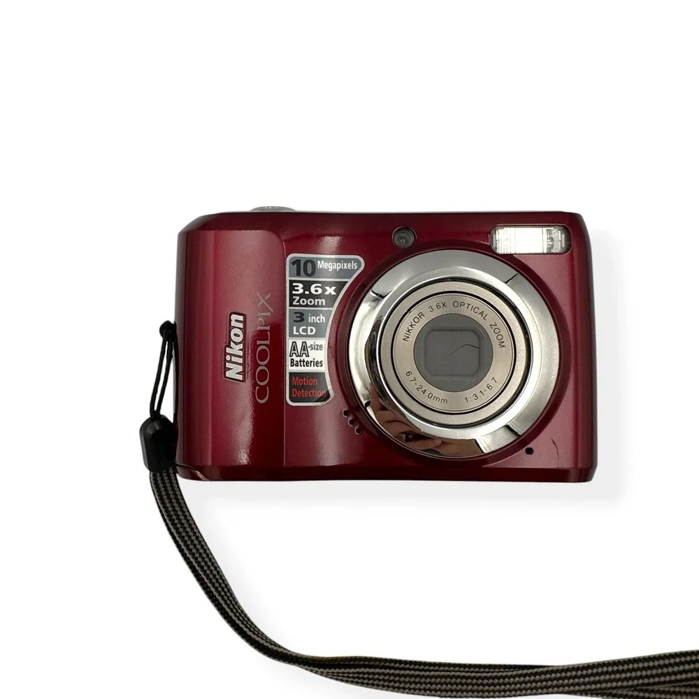 Nikon COOLPIX L20 Red 10MP 3.6x Zoom Digital Camera w/ Card & Manual TESTED